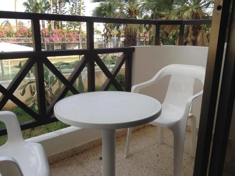 Harry'S Hotel Protaras Exterior foto